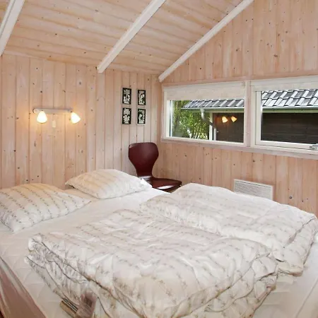 Whirlpool Cottage Oasis-By Traum Holiday home *