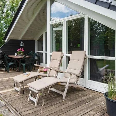 Whirlpool Cottage Oasis-By Traum * Tarm