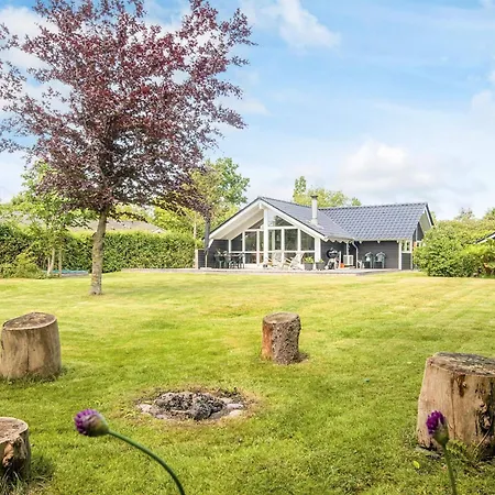 Whirlpool Cottage Oasis-By Traum * Tarm