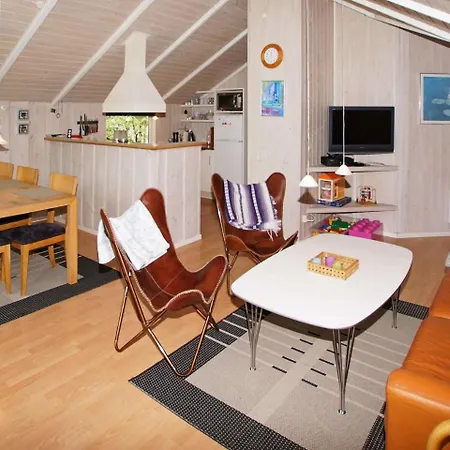 Whirlpool Cottage Oasis-By Traum * Tarm
