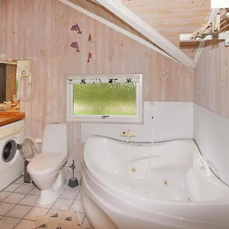 Whirlpool Cottage Oasis-By Traum Сasa de vacaciones *