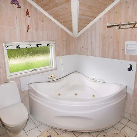 Whirlpool Cottage Oasis-By Traum Сasa de vacaciones