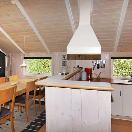 Сasa de vacaciones Whirlpool Cottage Oasis-By Traum Tarm